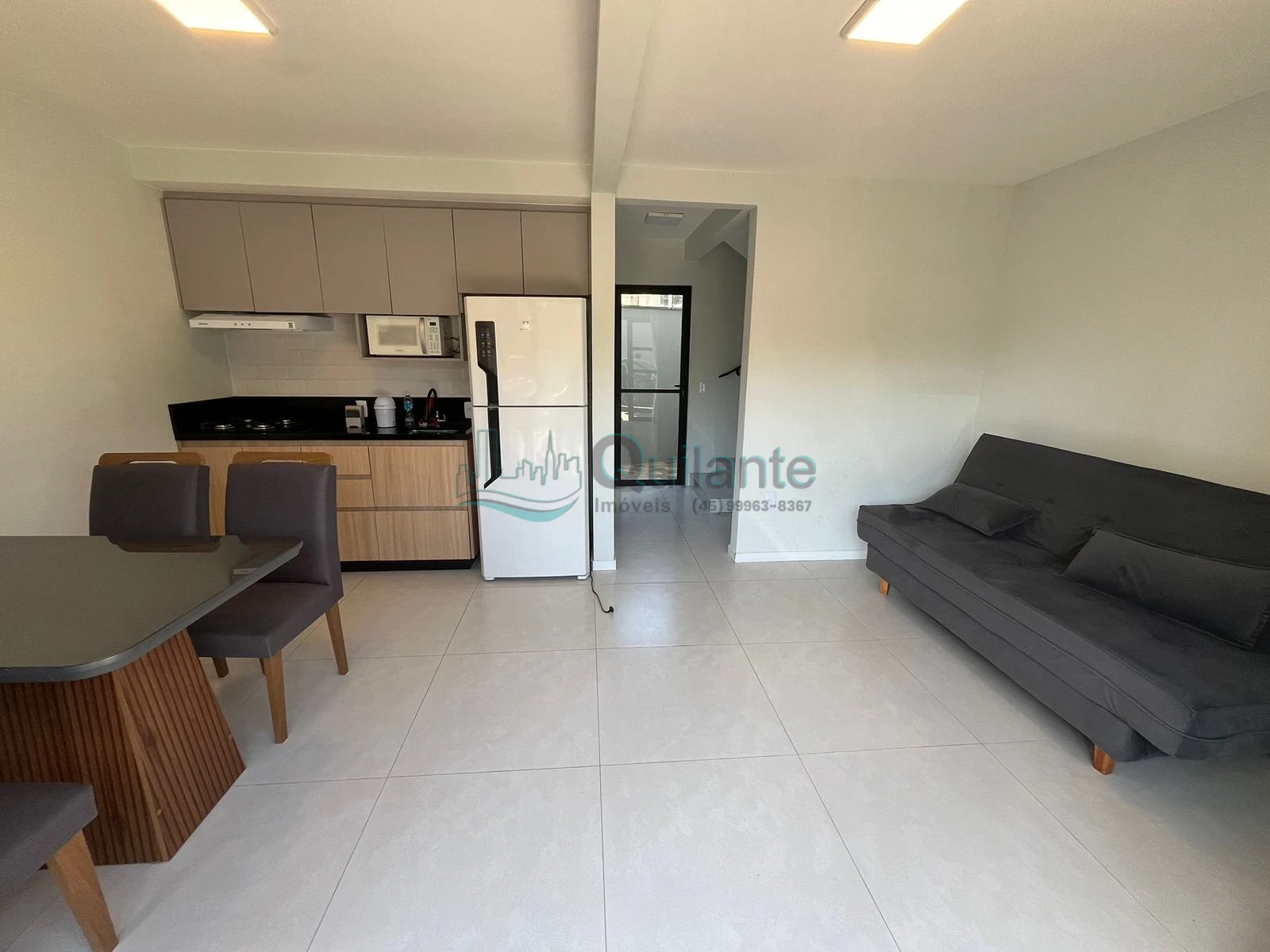 Foto da Vende-se Duplex Mobiliado a 40m da Praia em Penha/SC