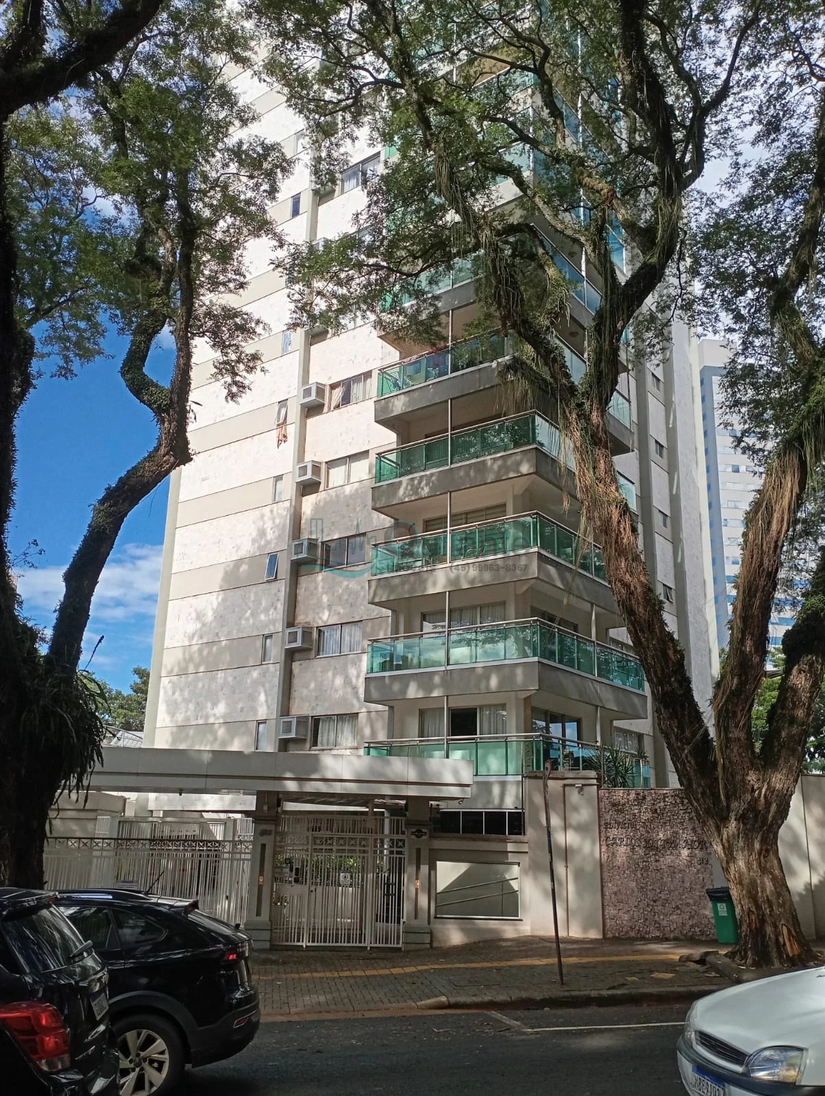 Foto da Vende-se apartamento semi mobiliado no Edifício  Carlos Sottomaior