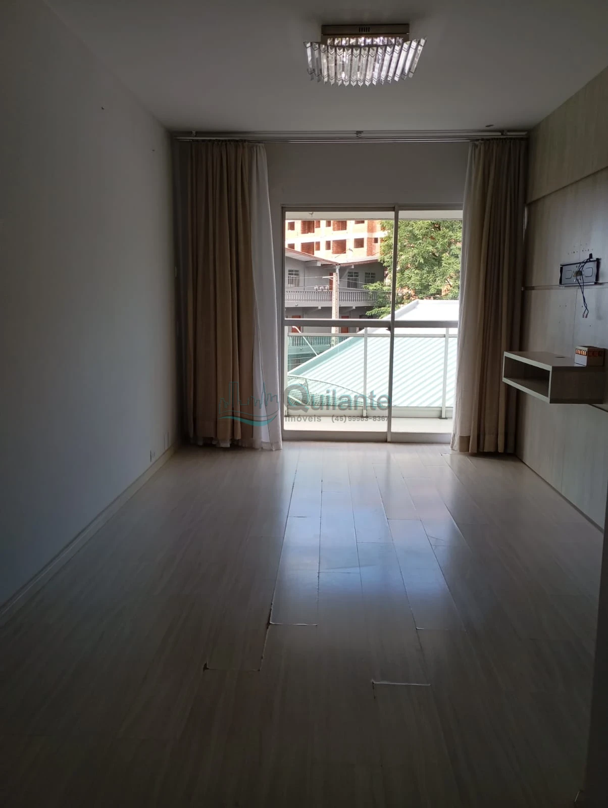 Foto da Vende-se apartamento semi mobiliado no Edifício  Carlos Sottomaior