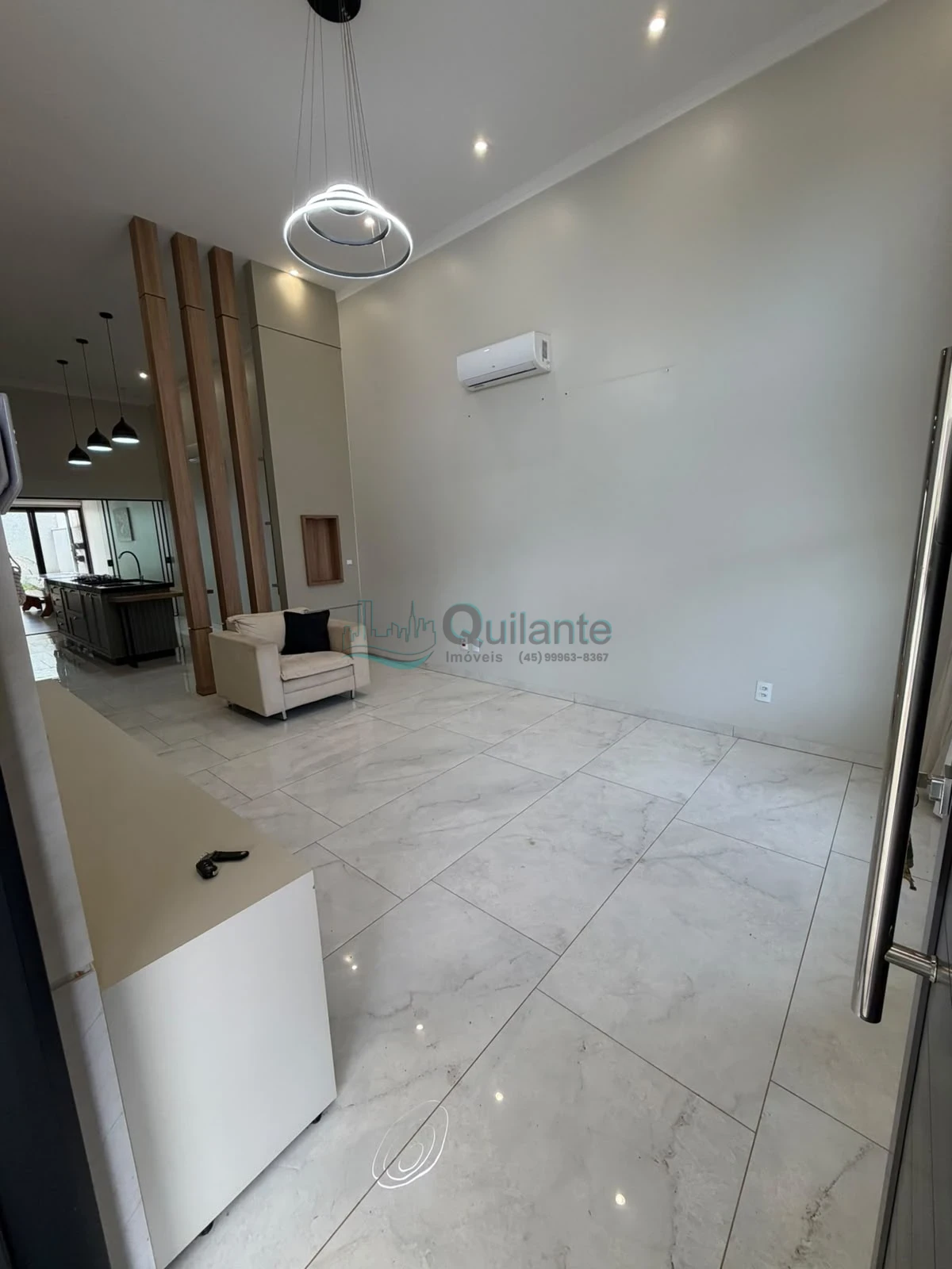 Foto da Vende-se casa semimobiliada no condomínio Villa Margarezi