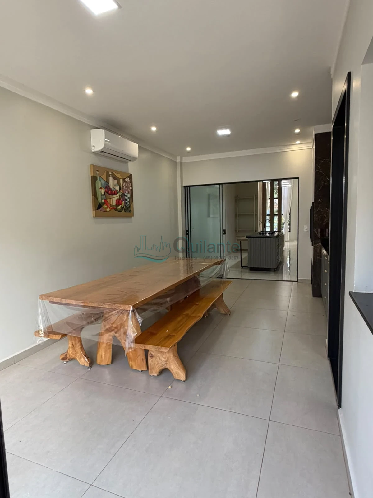 Foto da Vende-se casa semimobiliada no condomínio Villa Margarezi