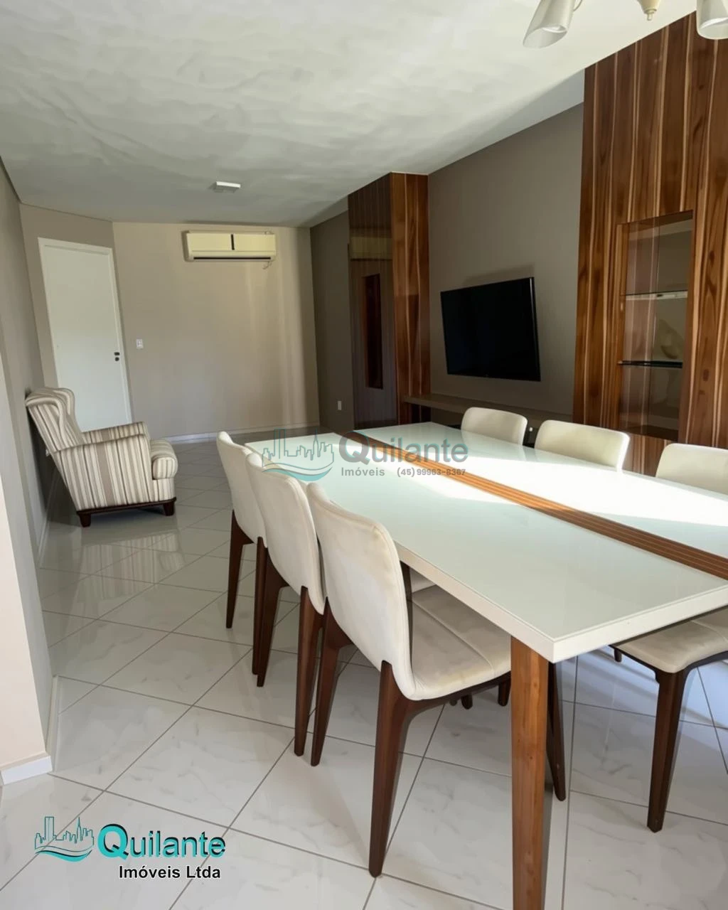 Foto da Vende-se apartamento semimobiliado no Edifício Viena - Foz do Iguaçu